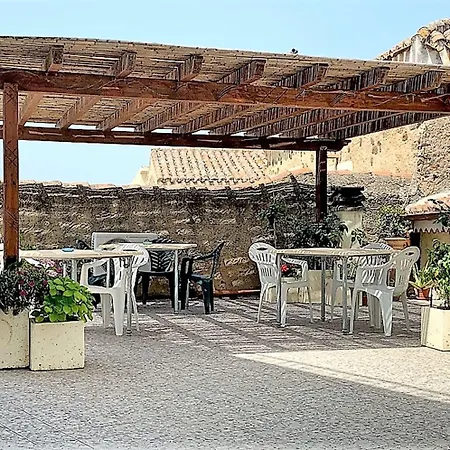 S'incontru Bed & Breakfast *