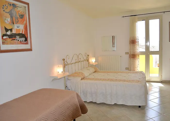 S'incontru 住宿加早餐酒店 Galtellì